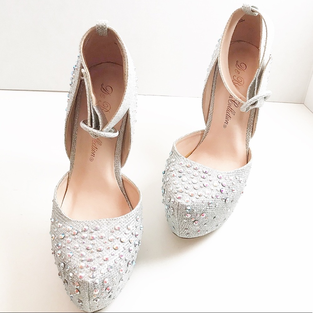 DSW Silver Sparkles wedding  Formal Shoe size 7